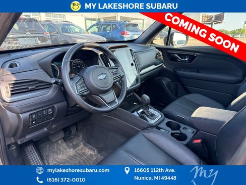 Used 2025 Subaru Forester Limited AWD/4WD image 11