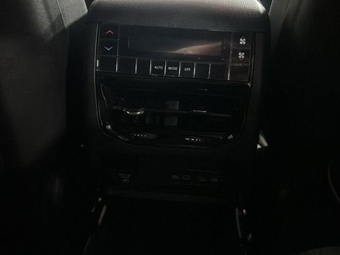 New 2026 Jeep Grand Cherokee L 4WD image 18