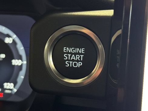 New 2026 Toyota 4Runner Limited AWD/4WD image 28