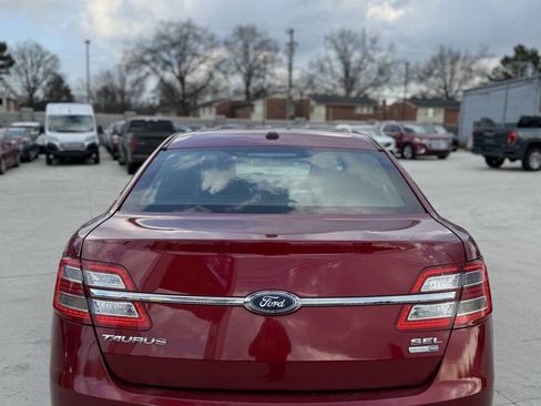 Used 2016 Ford Taurus SEL image 14