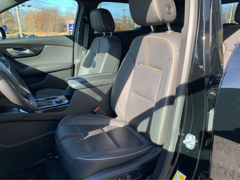 Used 2023 Chevrolet Blazer Premier w/ Enhanced Convenience Package image 12