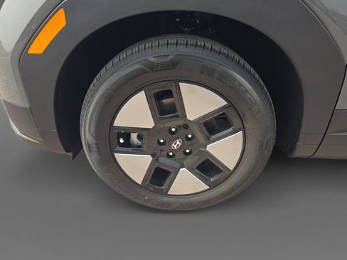 New 2026 Hyundai Santa Fe SE FWD image 9