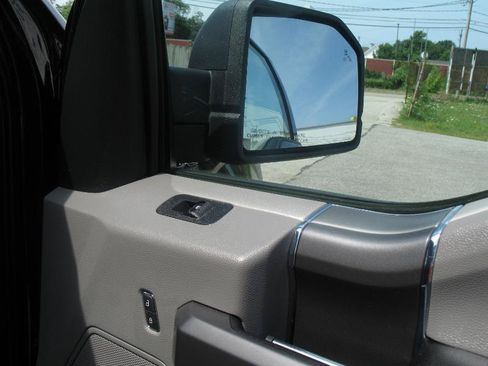 Used 2019 Ford F150 XLT w/ Equipment Group 302A Luxury AWD/4WD image 58