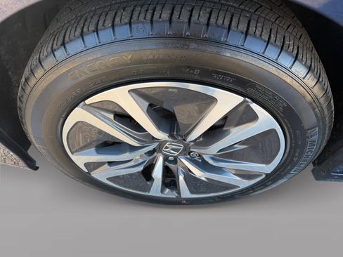 Used 2019 Honda Accord EX-L image 9