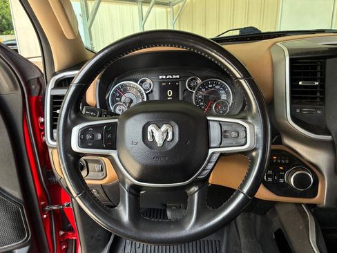 Used 2020 RAM 1500 Big Horn AWD/4WD image 15