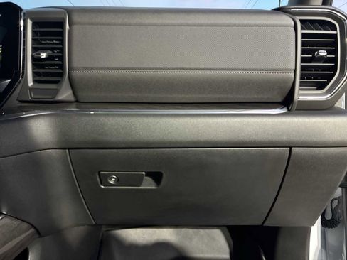 Used 2025 Chevrolet Silverado 3500 LTZ image 30