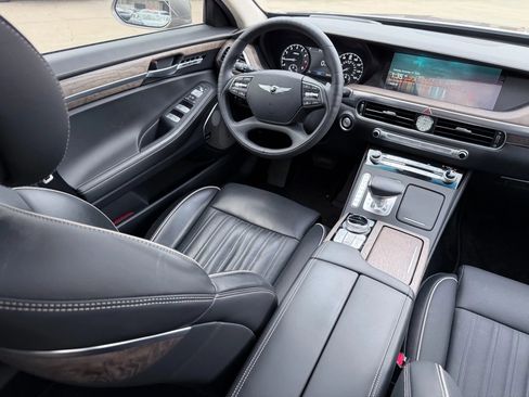 Used 2021 Genesis G90 5.0 Ultimate image 11
