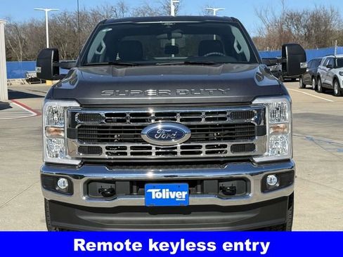 New 2026 Ford F250 XLT w/ FX4 Off-Road Package image 3