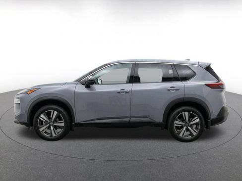 Used 2026 Nissan Rogue SL FWD image 4