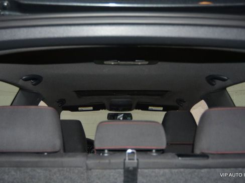 Used 2011 Volkswagen GTI 2-Door FWD image 27