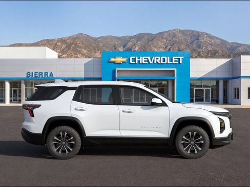 New 2026 Chevrolet Equinox LT w/ Safety and Technology Package FWD image 3