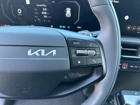 Used 2025 Kia EV6 Light RWD image 18