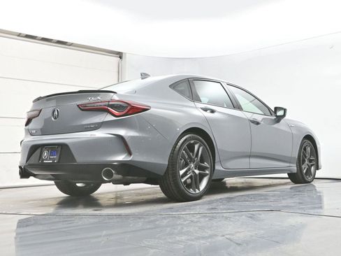 Certified 2025 Acura TLX w/A-Spec Package image 34