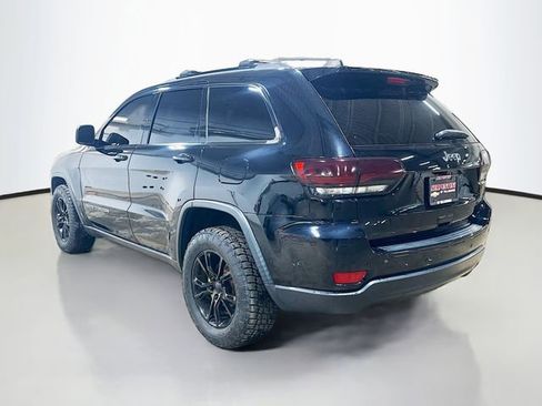Used 2018 Jeep Grand Cherokee Limited w/ Luxury Group II image 9