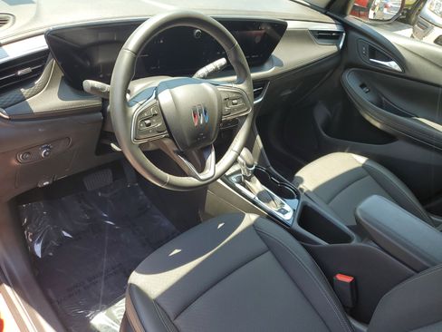 Used 2024 Buick Encore GX Preferred image 7