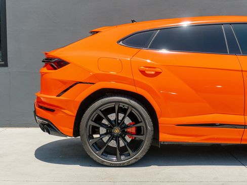 Used 2023 Lamborghini Urus S AWD/4WD image 33