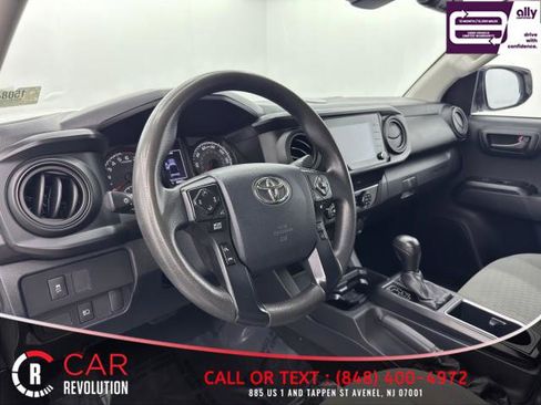 Used 2020 Toyota Tacoma SR image 17