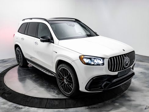 Used 2022 Mercedes-Benz GLS 63 AMG 4MATIC w/ Warmth & Comfort Package image 21
