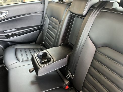 Used 2024 Ford Edge SEL w/ Convenience Package image 19