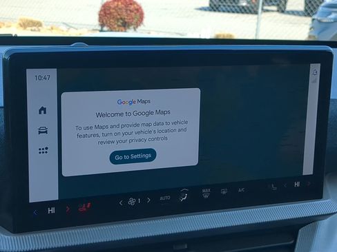 Certified 2025 Ford Explorer Active w/ Active Comfort Package image 19