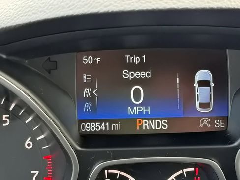 Used 2018 Ford Escape Titanium AWD/4WD image 19