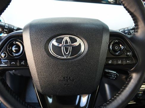 Certified 2019 Toyota Prius XLE w/ Carpet Mat Package image 30