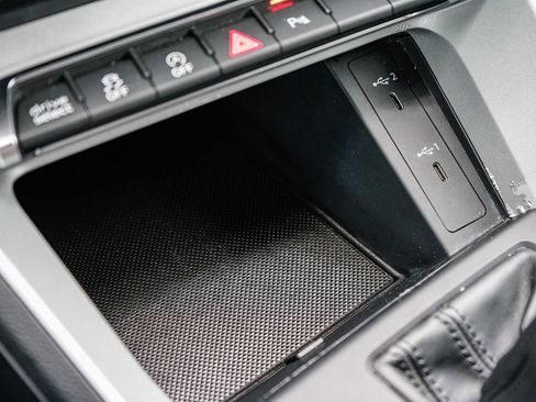 Used 2022 Audi Q3 2.0T Premium Plus w/ Premium Plus Package image 22