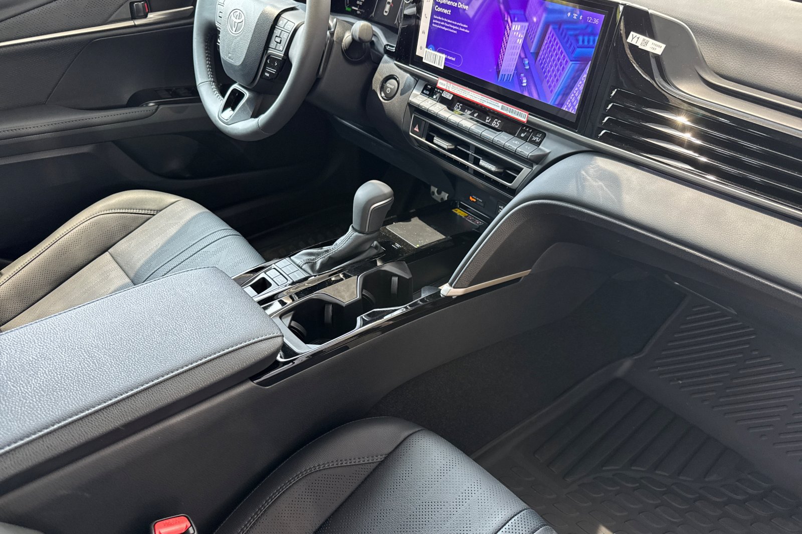 New 2026 Toyota Camry XSE w/ Premium Package AWD/4WD image 18