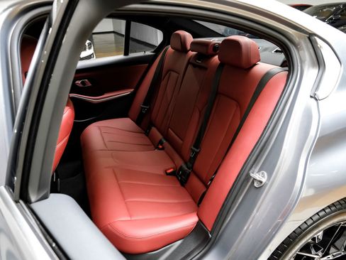 Used 2025 BMW 330i xDrive Sedan image 43