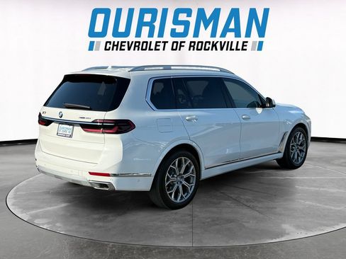 Used 2024 BMW X7 xDrive40i w/ Parking Assistance Package AWD/4WD image 6