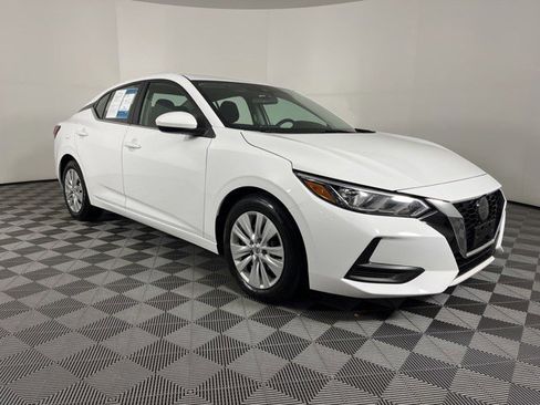 Used 2023 Nissan Sentra S FWD image 2