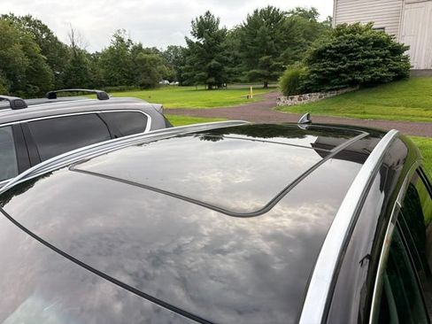 Used 2024 Genesis GV70 2.5T w/ Advanced Package AWD/4WD image 5