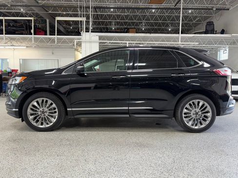 Used 2020 Ford Edge Titanium w/ Equipment Group 301A AWD/4WD image 9