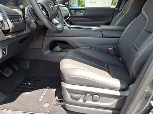 New 2026 Nissan Armada SL AWD/4WD image 5