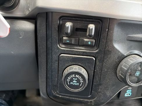 Certified 2023 Ford F250 XL w/ XL Chrome Package image 18