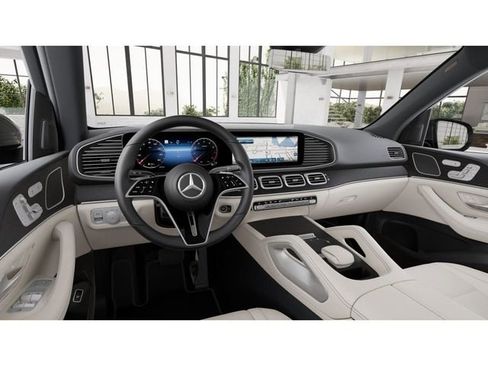 Used 2026 Mercedes-Benz GLE 350 4MATIC image 3