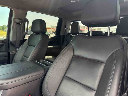 Used 2025 Chevrolet Silverado 1500 LT Trail Boss w/ Convenience Package II AWD/4WD image 14