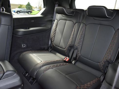 Used 2024 Jeep Grand Cherokee L Summit image 28