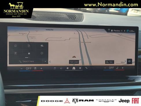 Used 2025 BMW X7 xDrive40i AWD/4WD image 9