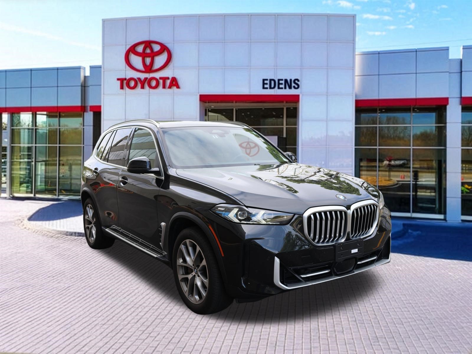 Used 2026 BMW X5 xDrive40i AWD/4WD image 1