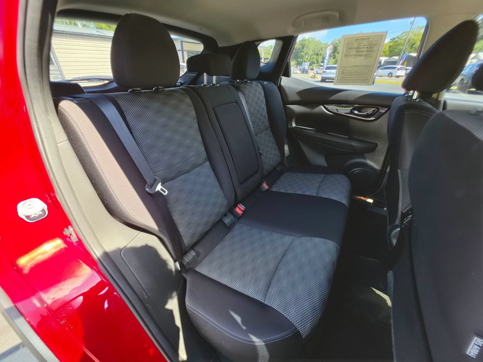 Used 2017 Nissan Rogue Sport SV FWD image 17