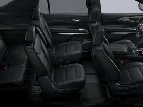 New 2026 Chevrolet Traverse LT w/ Sun and Wheel Package AWD/4WD image 9