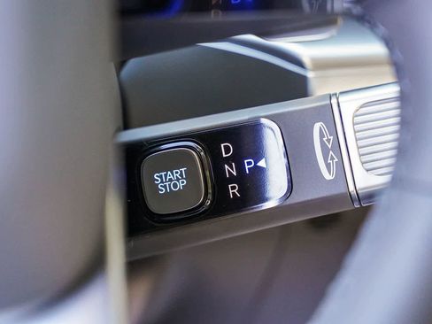 New 2026 Hyundai Ioniq 9 SE image 24