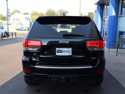 Used 2019 Jeep Grand Cherokee Overland AWD/4WD image 4