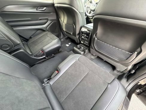 New 2025 Jeep Grand Cherokee L Altitude AWD/4WD image 14