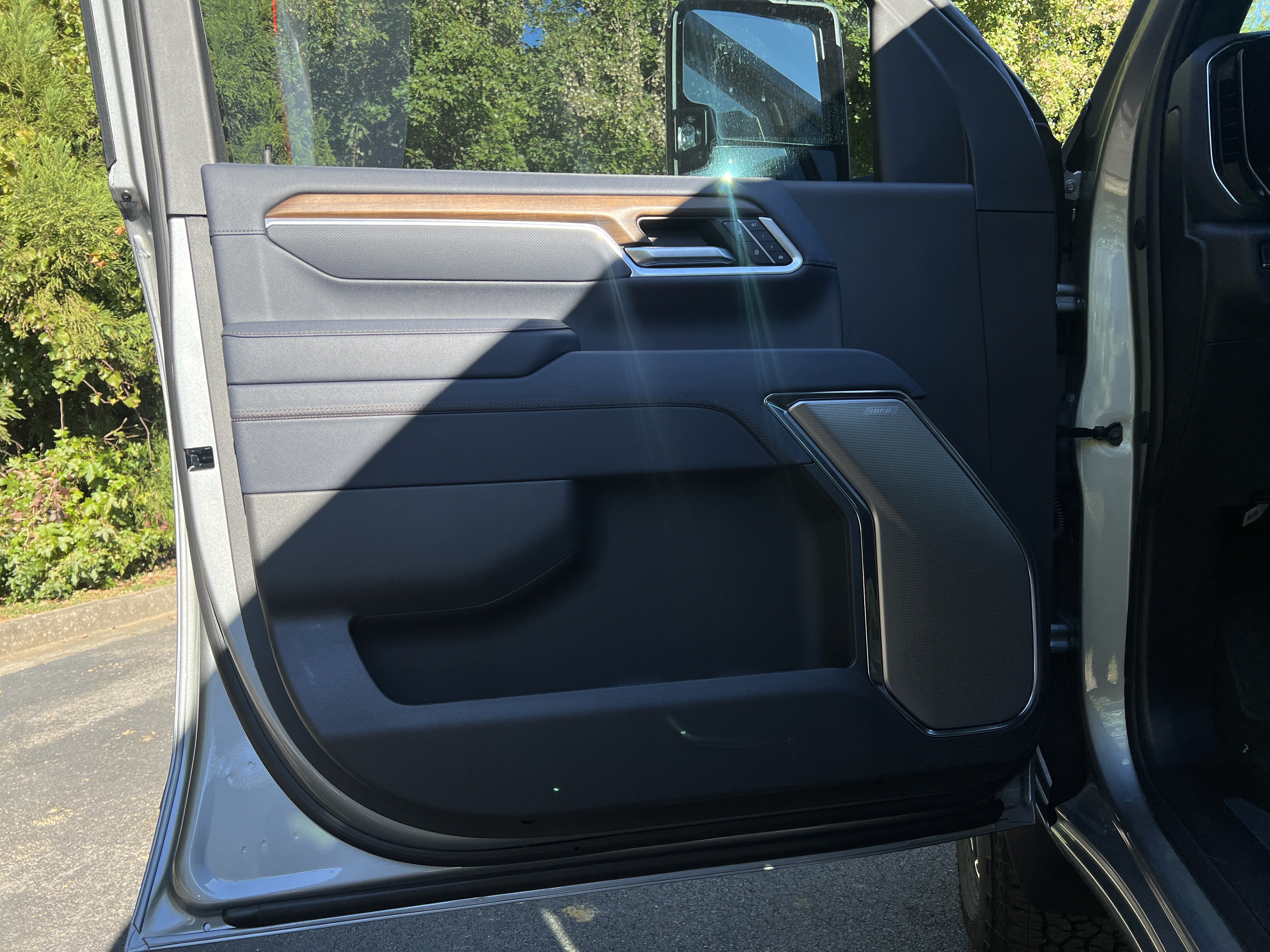 New 2026 Chevrolet Silverado 2500 High Country w/ High Country Premium Package AWD/4WD image 15
