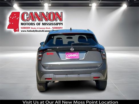 Used 2026 Nissan Kicks SV w/ Charging Package image 4