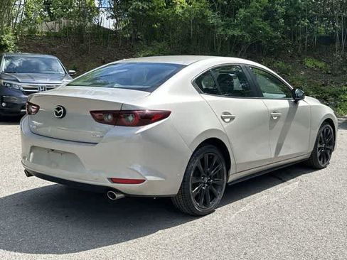 Used 2024 MAZDA MAZDA3 s FWD image 31