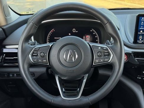 Used 2025 Acura MDX SH-AWD image 13