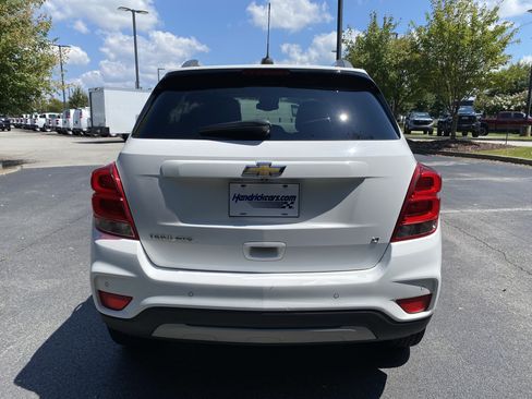 Used 2020 Chevrolet Trax LT w/ Driver Confidence Package AWD/4WD image 8